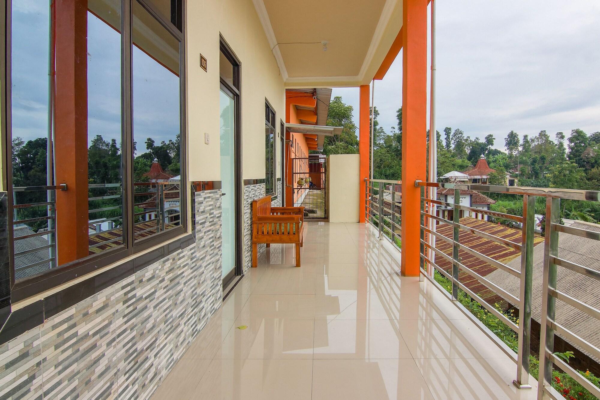 Comodidades del Alojamiento OYO 2162 Pondok Wisata Sri Widodo