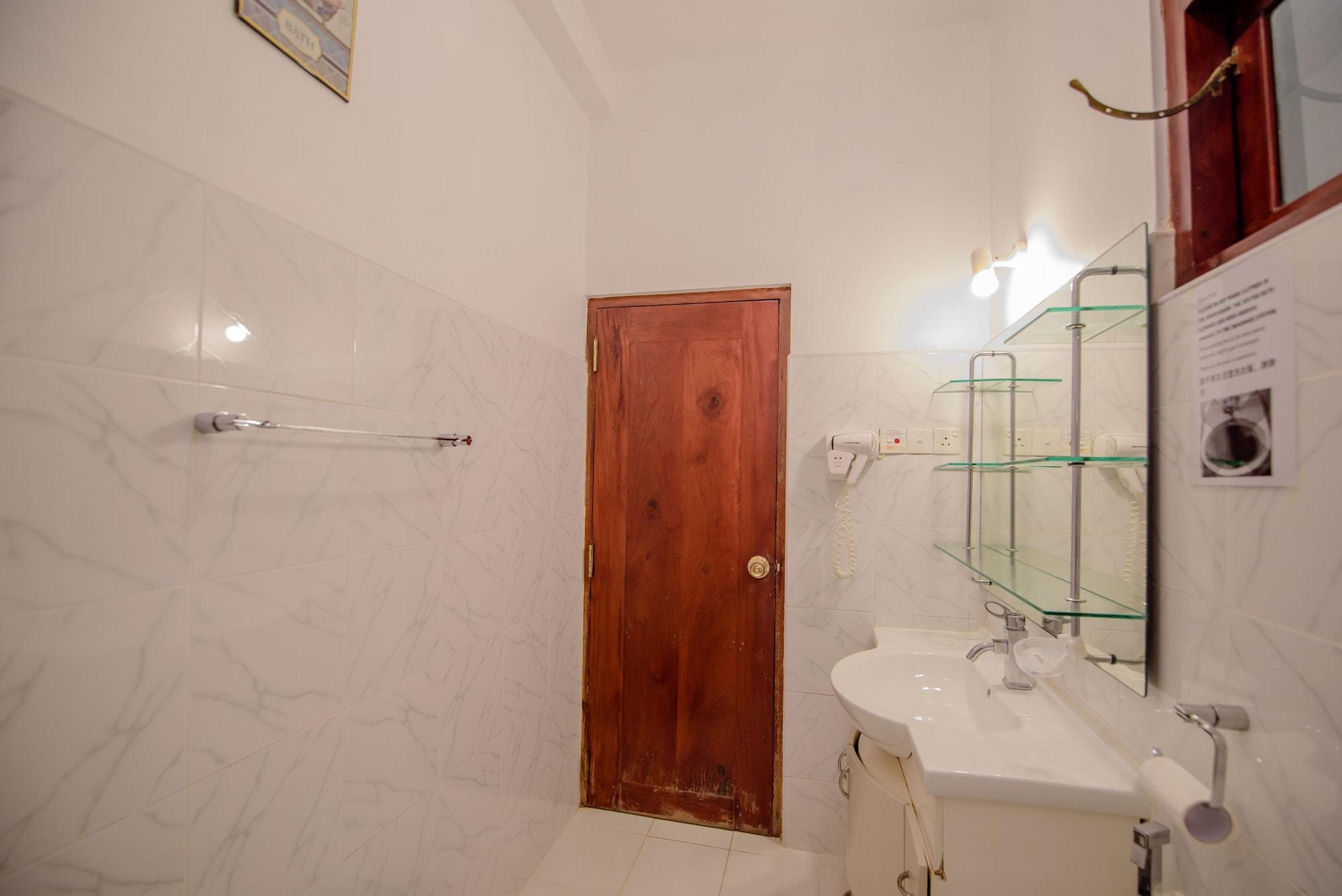 Equipamiento de Habitación Muhsin Villa