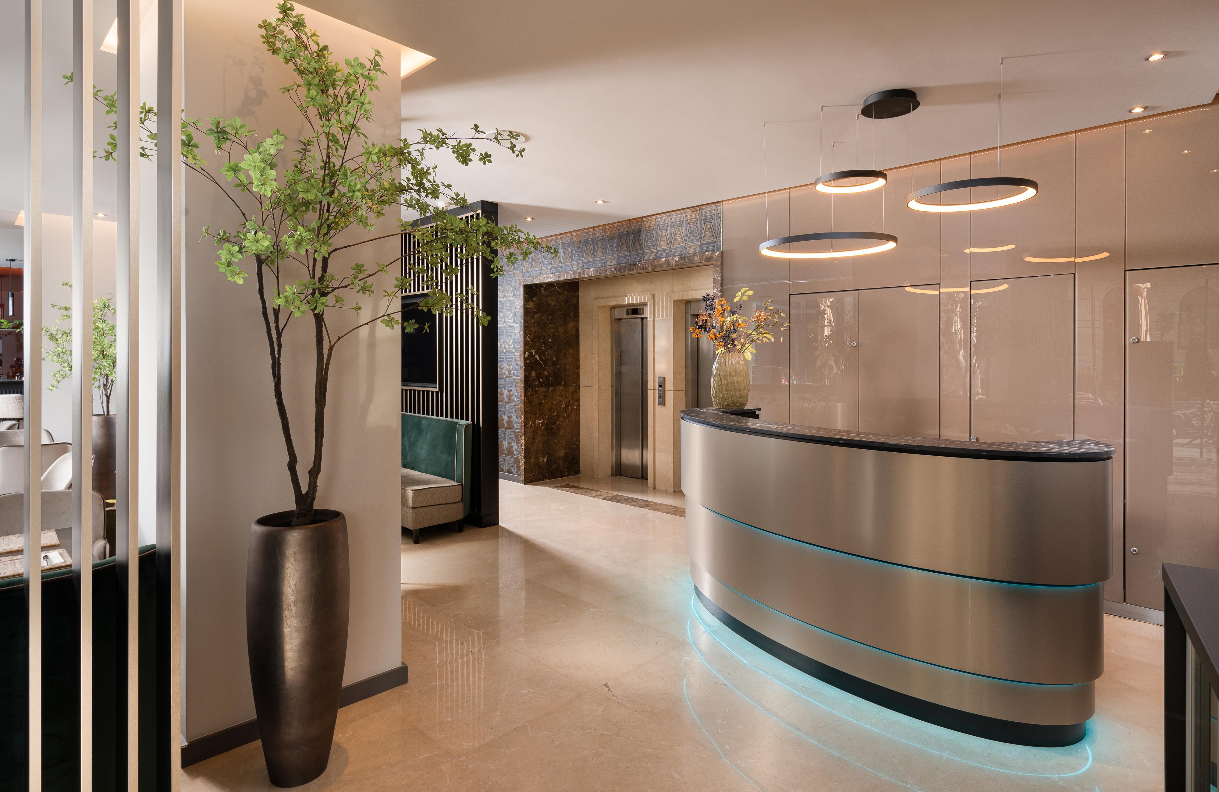 Vista Lobby Leonardo Hotel Bucharest City Center