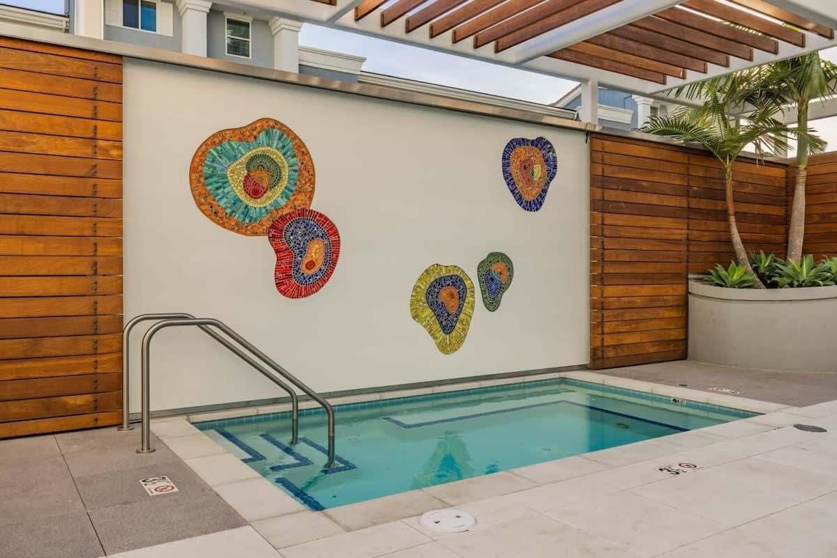 Vista Piscina @ Marbella Lane - Aesthetic 2BR W/ocean Views
