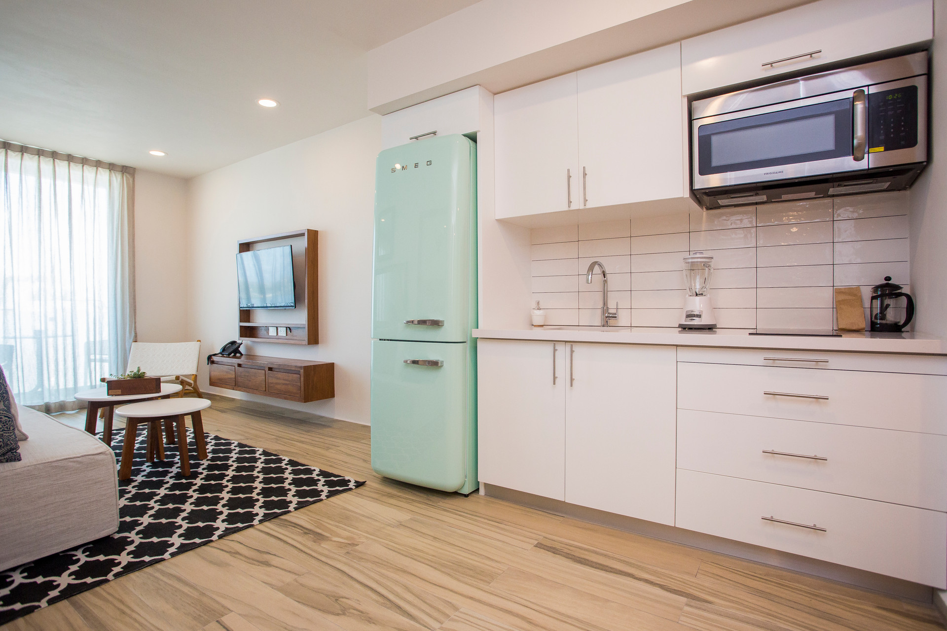 Varios Newport House Playa Boutique Hotel