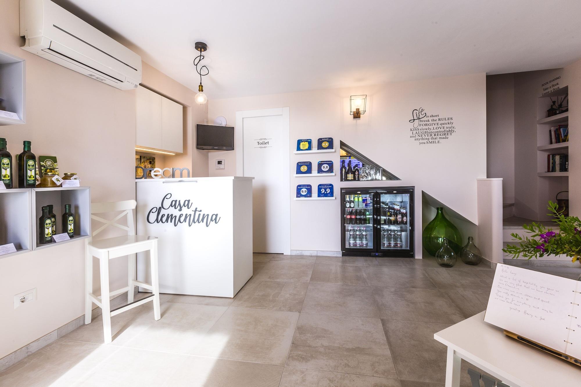 Bar/Salón Casa Clementina - Marciano