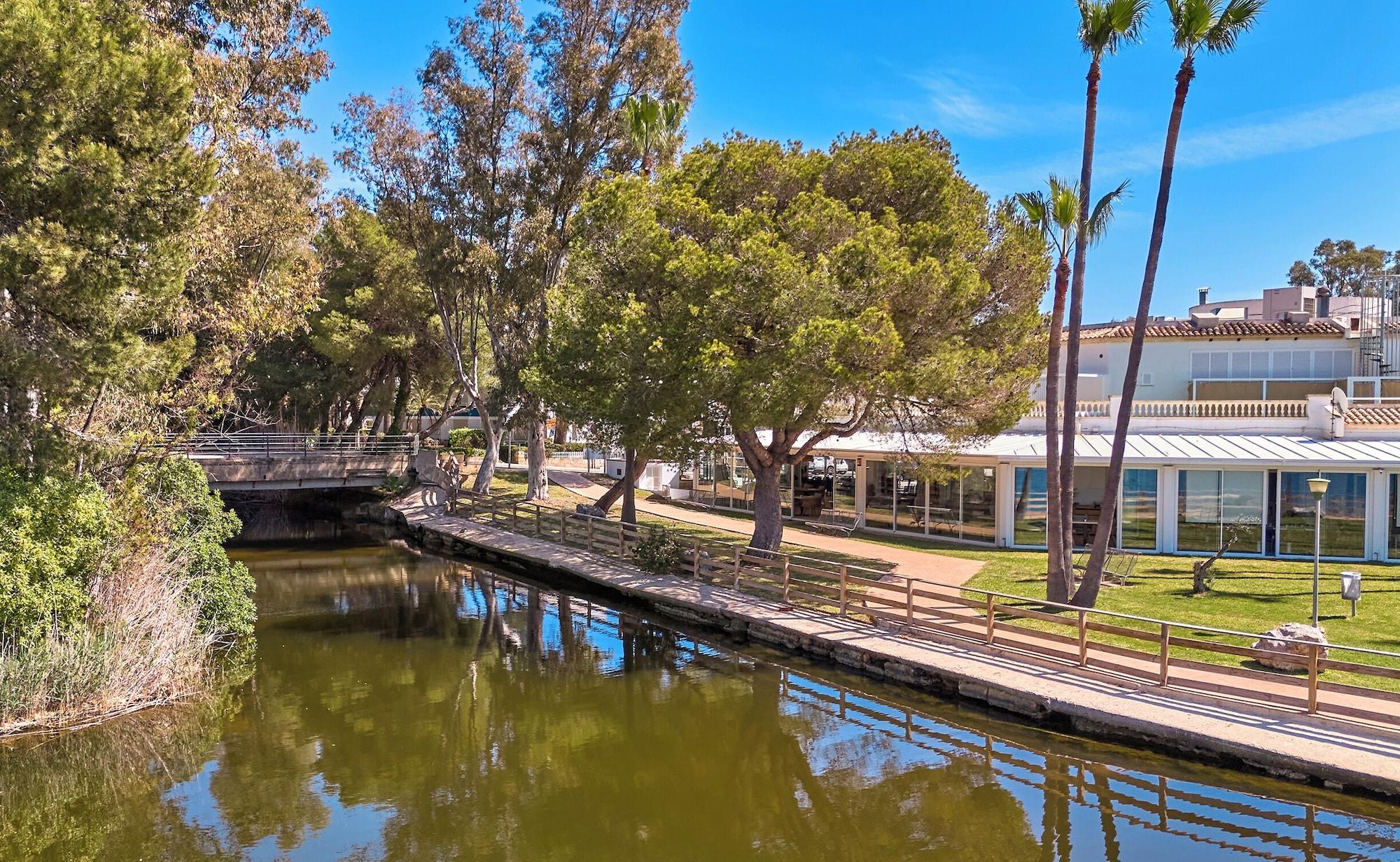 Vista Exterior Universal Aparthotel Elisa