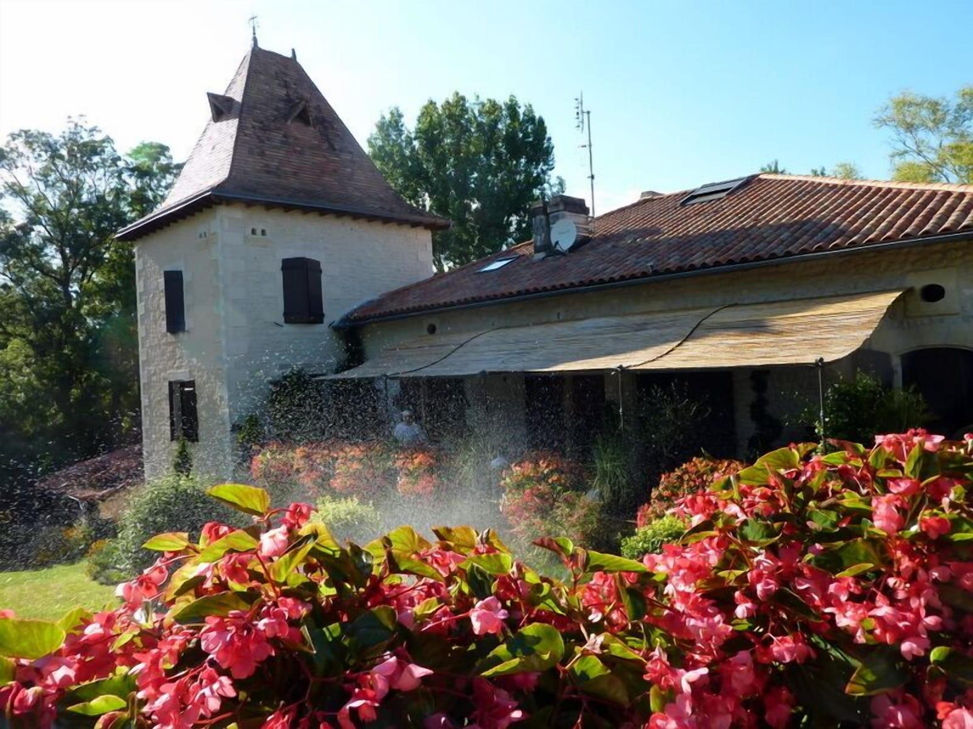 Varios Moulin Rouhaud