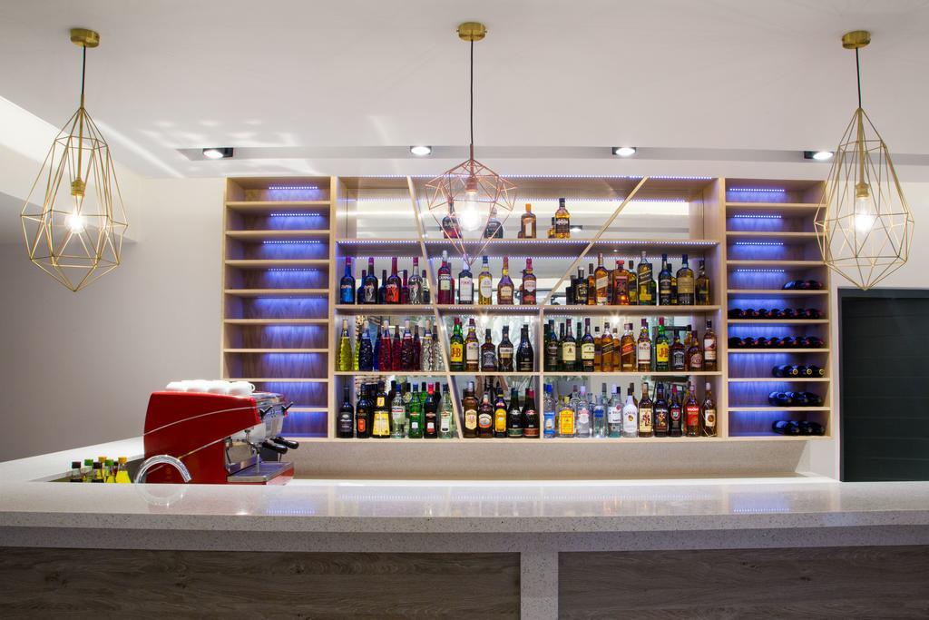 Bar/Salón San Lameer Hotel