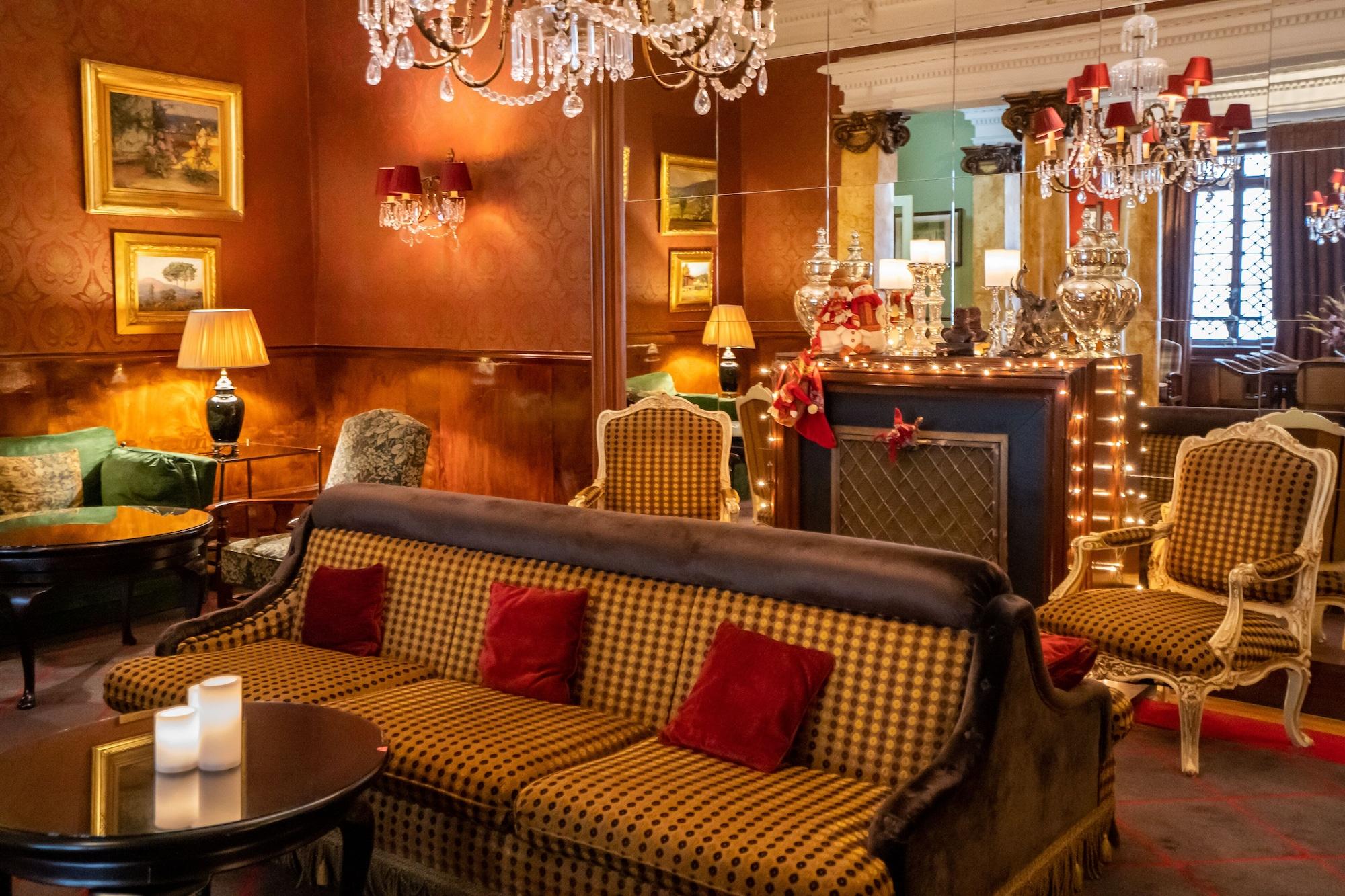 Vista Lobby Grande Hotel do Porto