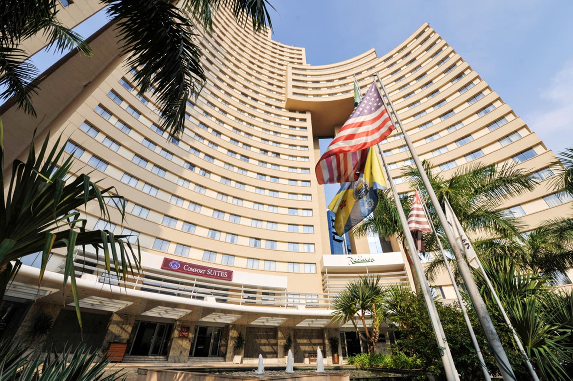 Vista Exterior Comfort Suites Alphaville