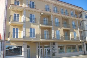 Alojamiento - Hotel Reyes de León