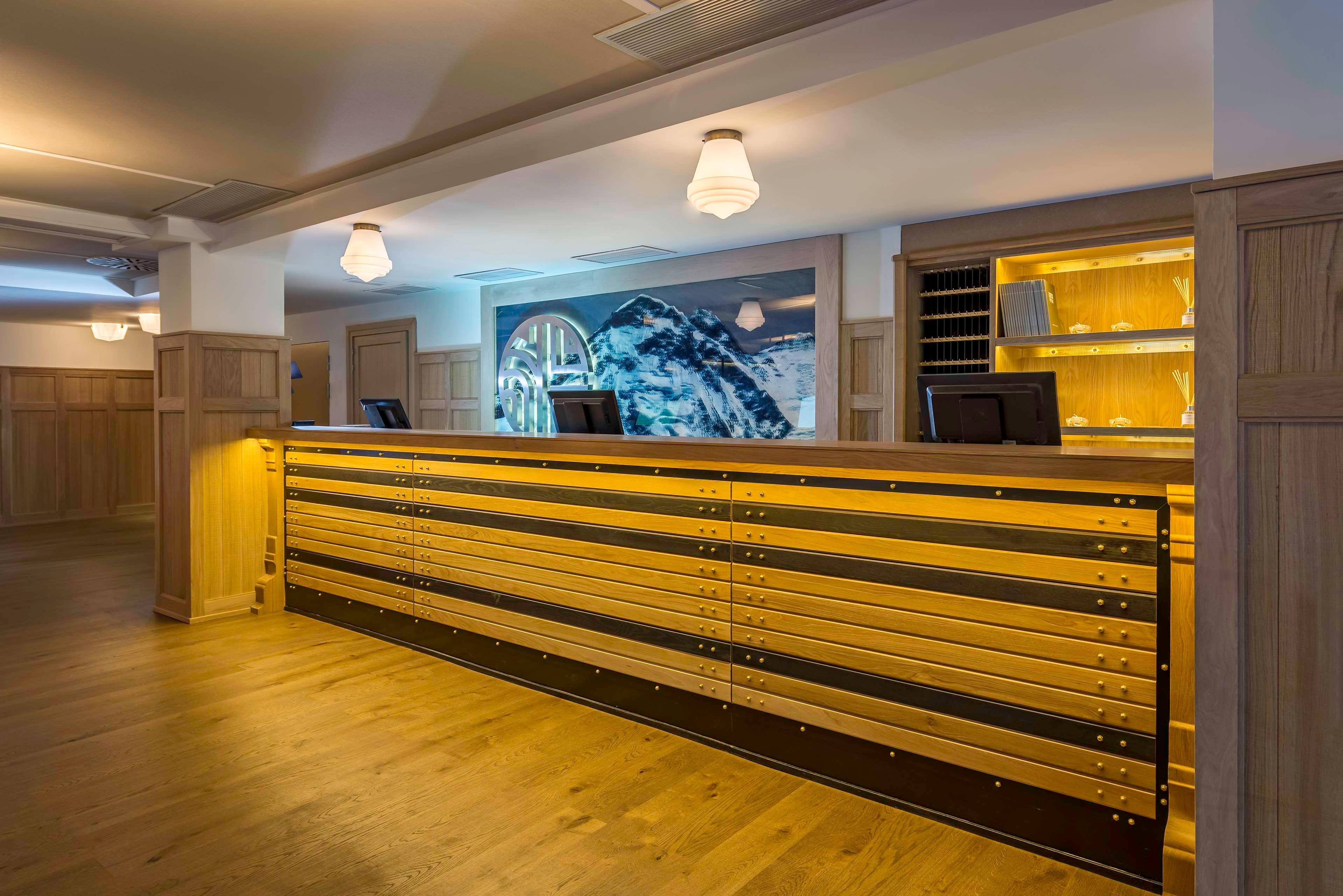 Vista Lobby NH Collection Madrid Suecia
