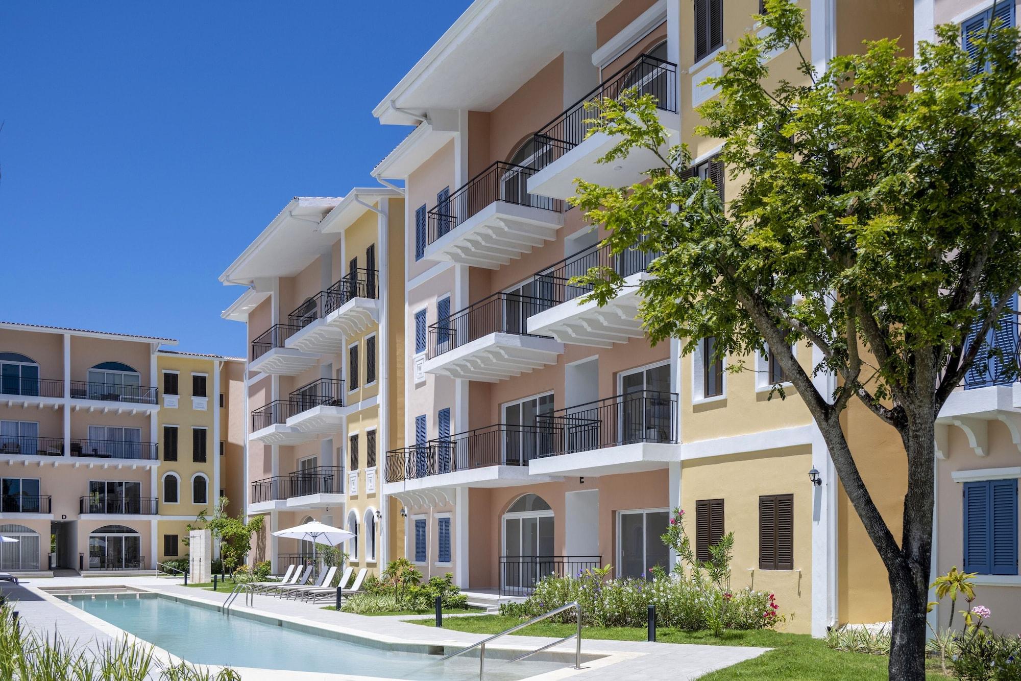 Varios Reserva Real by Harper