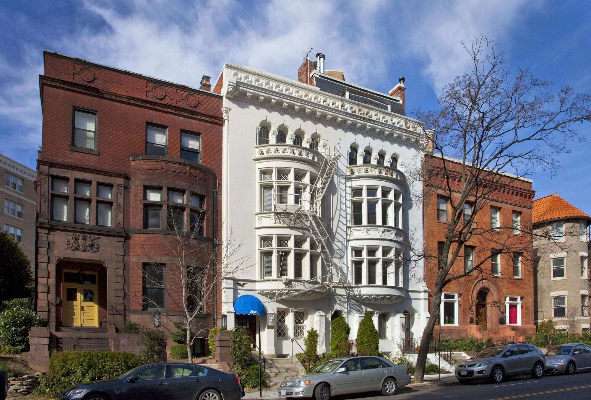 Vista Exterior American Guest House