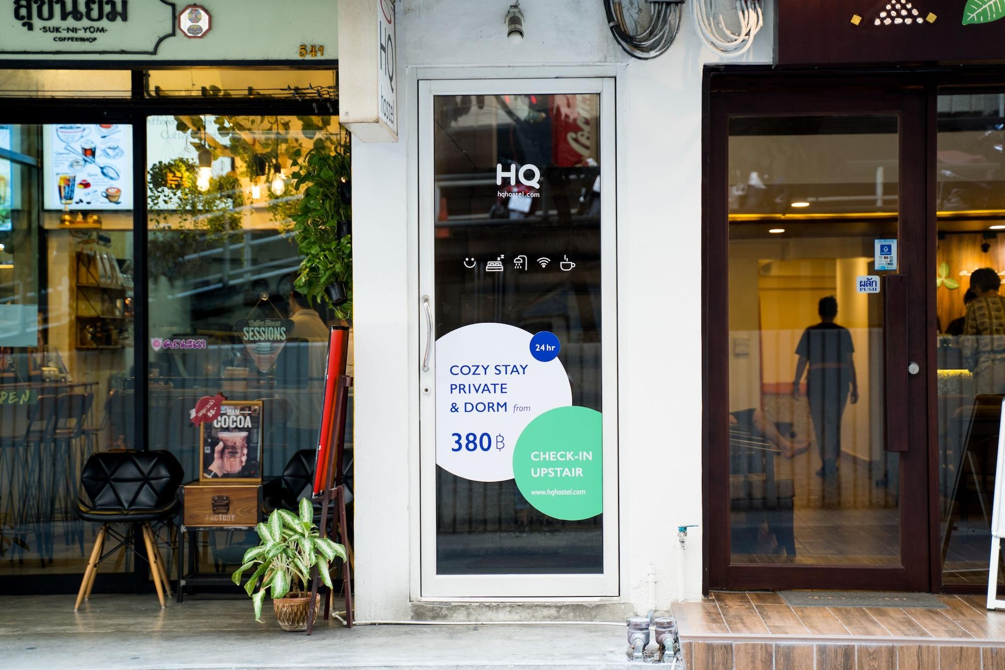 Vista Lobby HQ hostel Silom