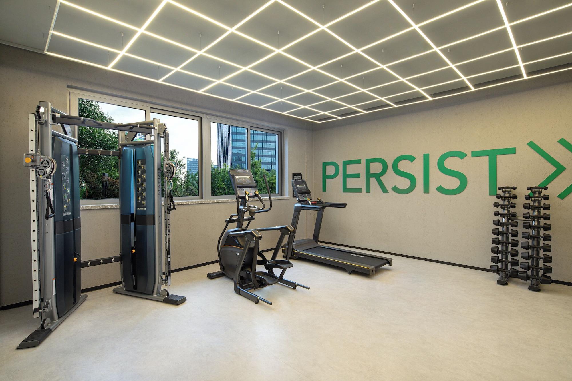 Gimnasio lyf by Ascott Hongqiao Shanghai NECC