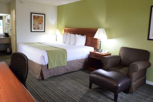 Alojamiento - Ramada by Wyndham Savannah Gateway