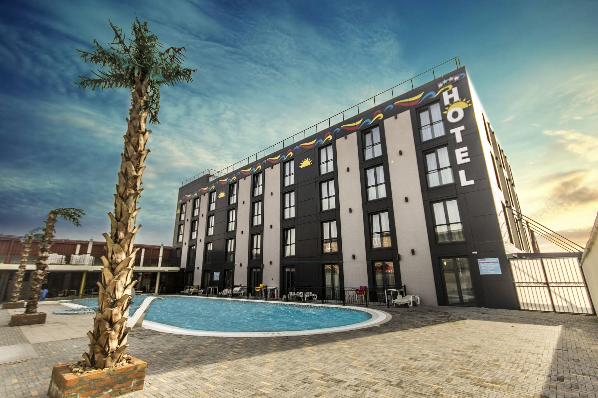 Vista Exterior Hollywoodland Wellness & Spa Hotel