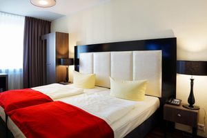 Alojamiento - Admiral Hotel