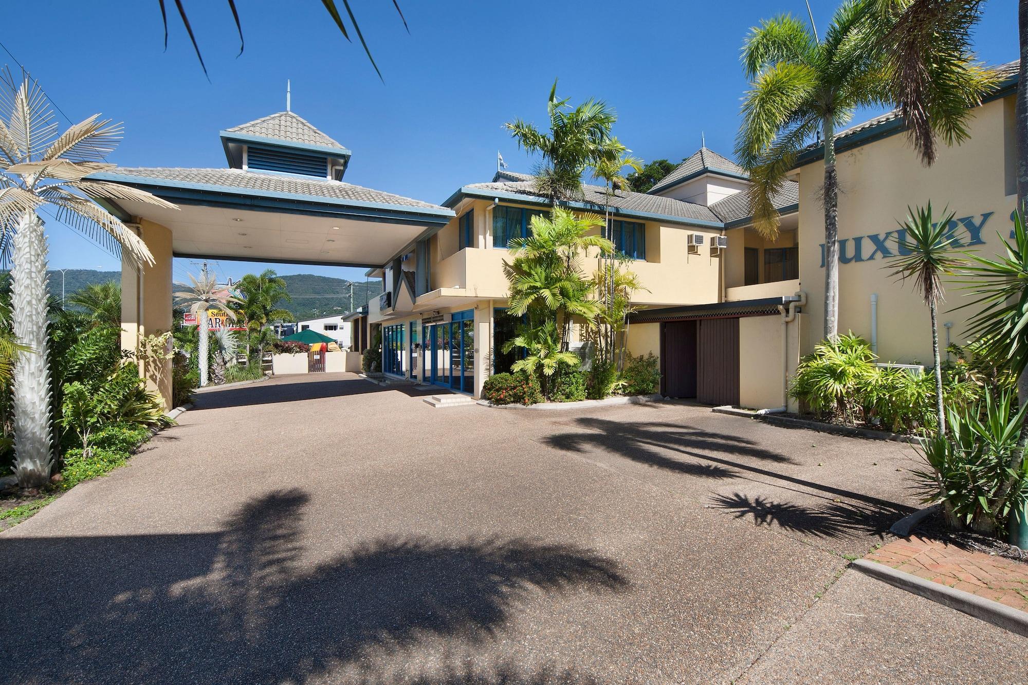 Vista Exterior Cairns Southside International