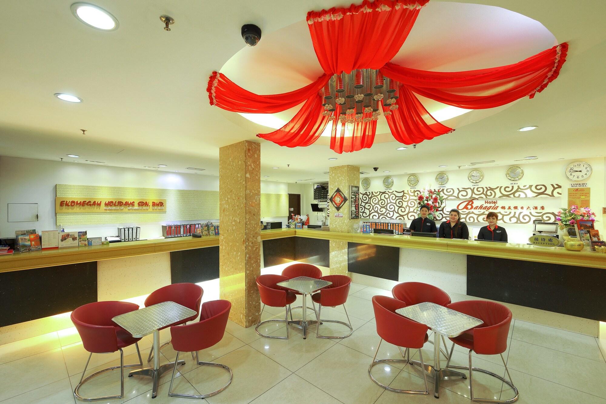 Vista Lobby Hotel Bahagia