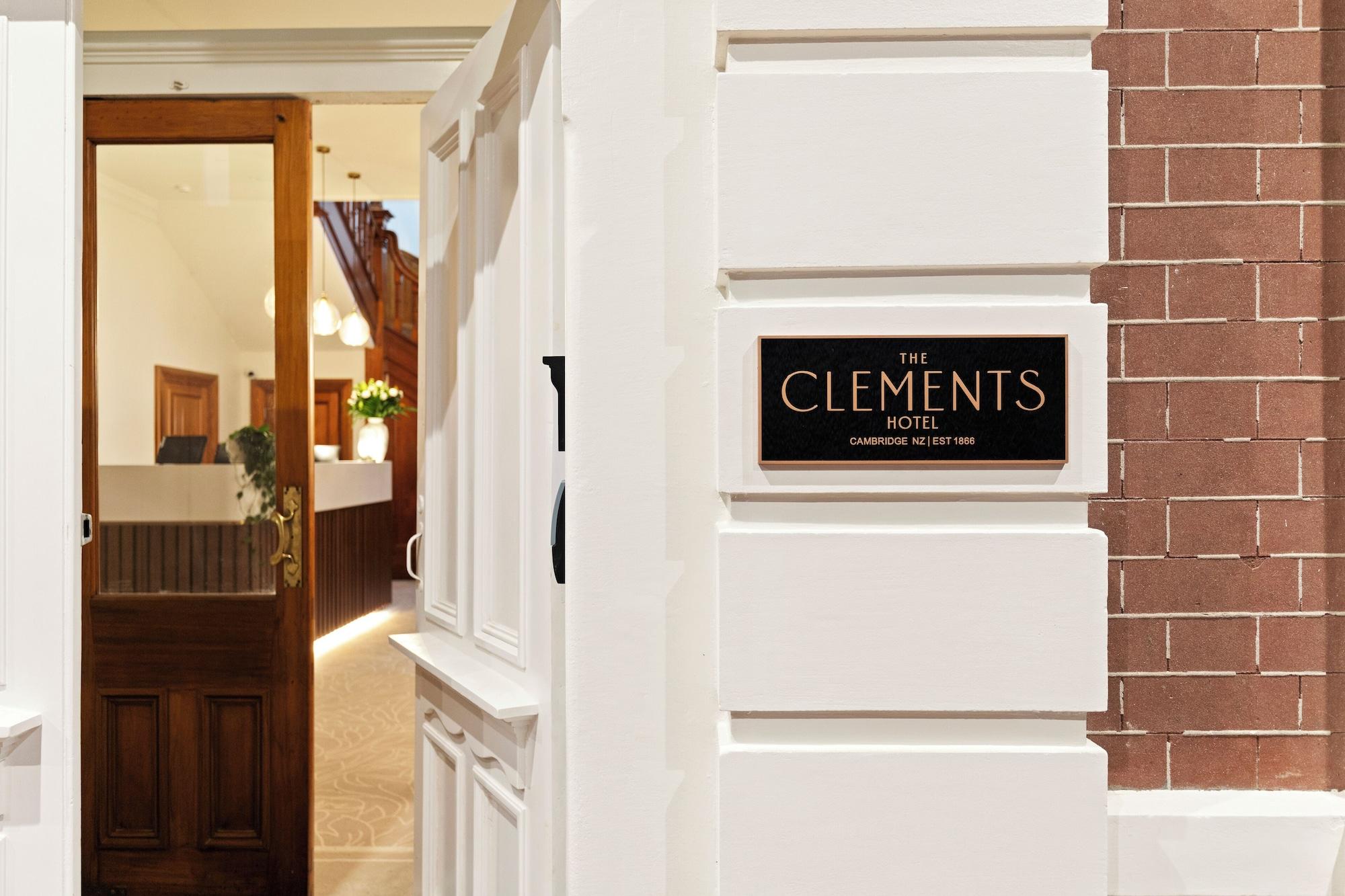 Vista Exterior The Clements Hotel