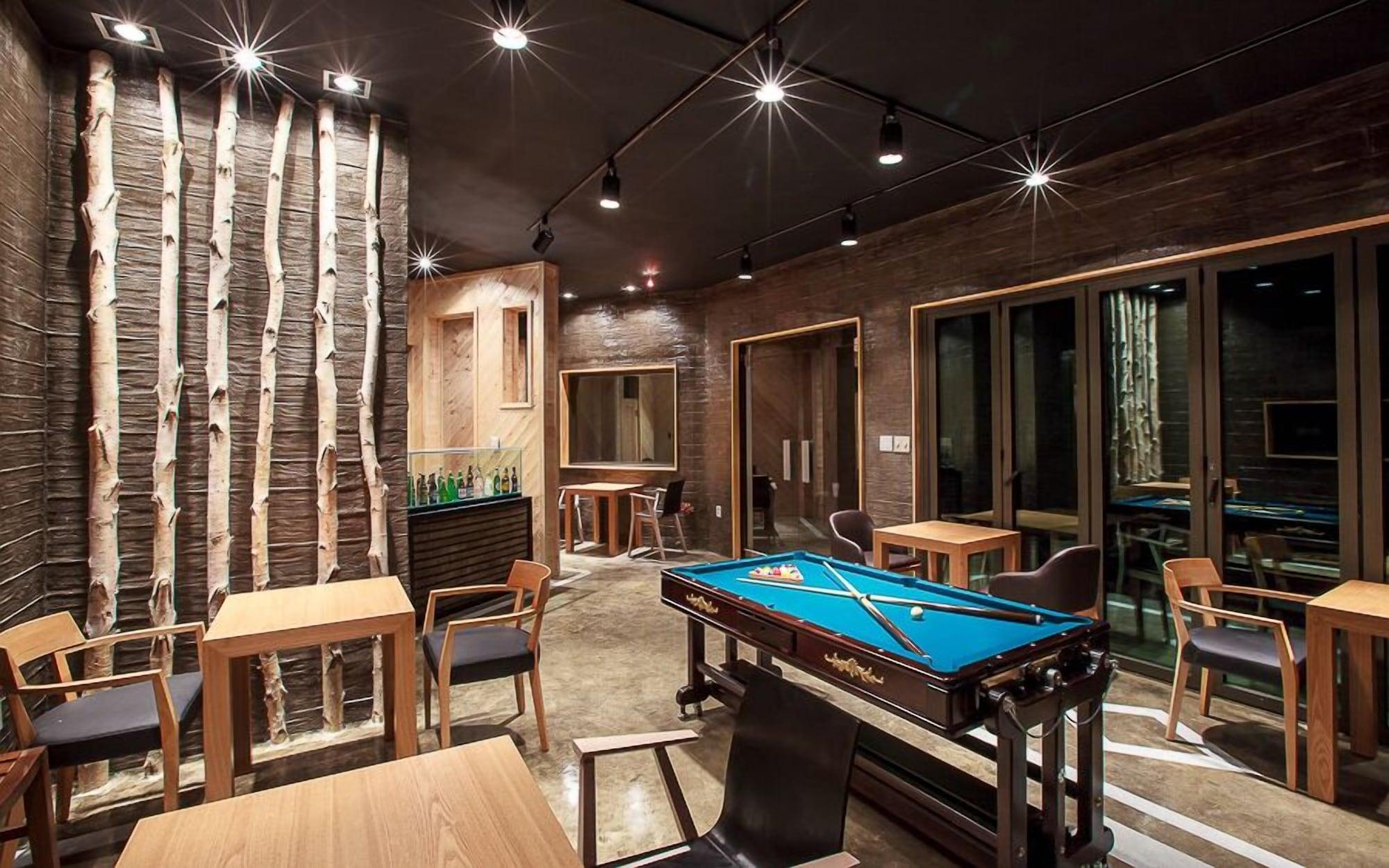 Instalaciones Recreativas Pension Hug