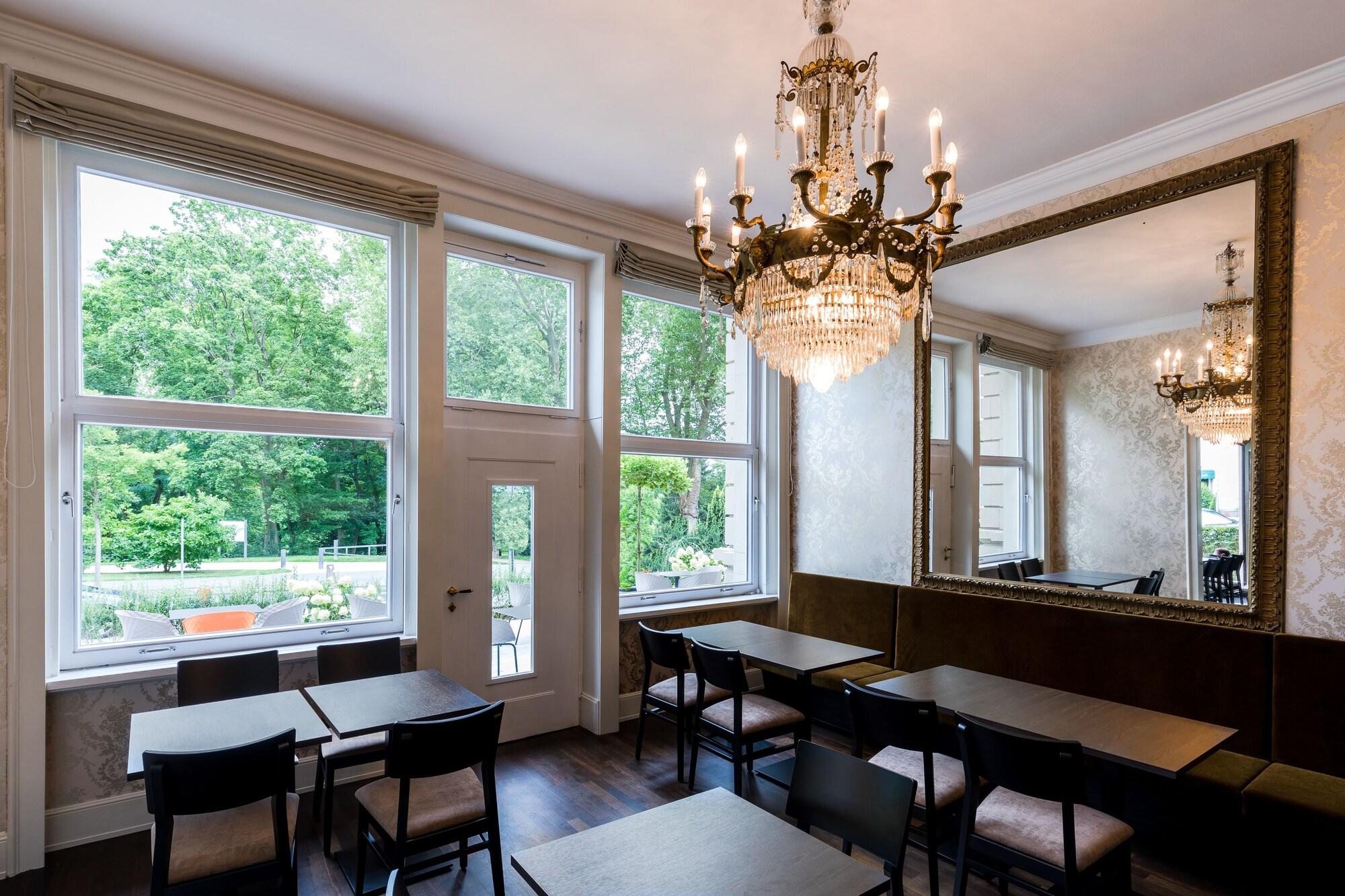 Bar/Salón Hotel Villa Grunewald