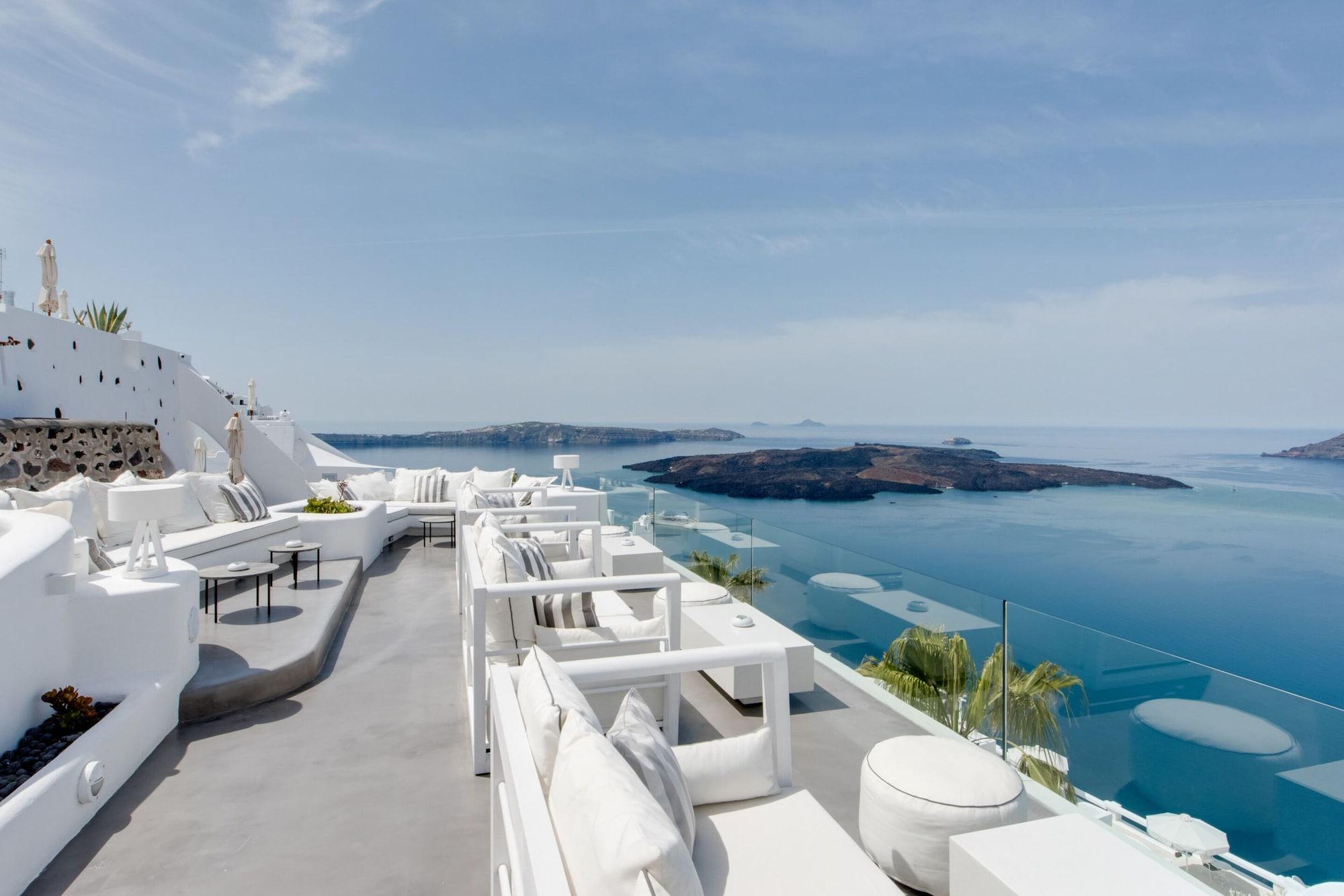 Vista Exterior Dana Villas & Infinity Suites