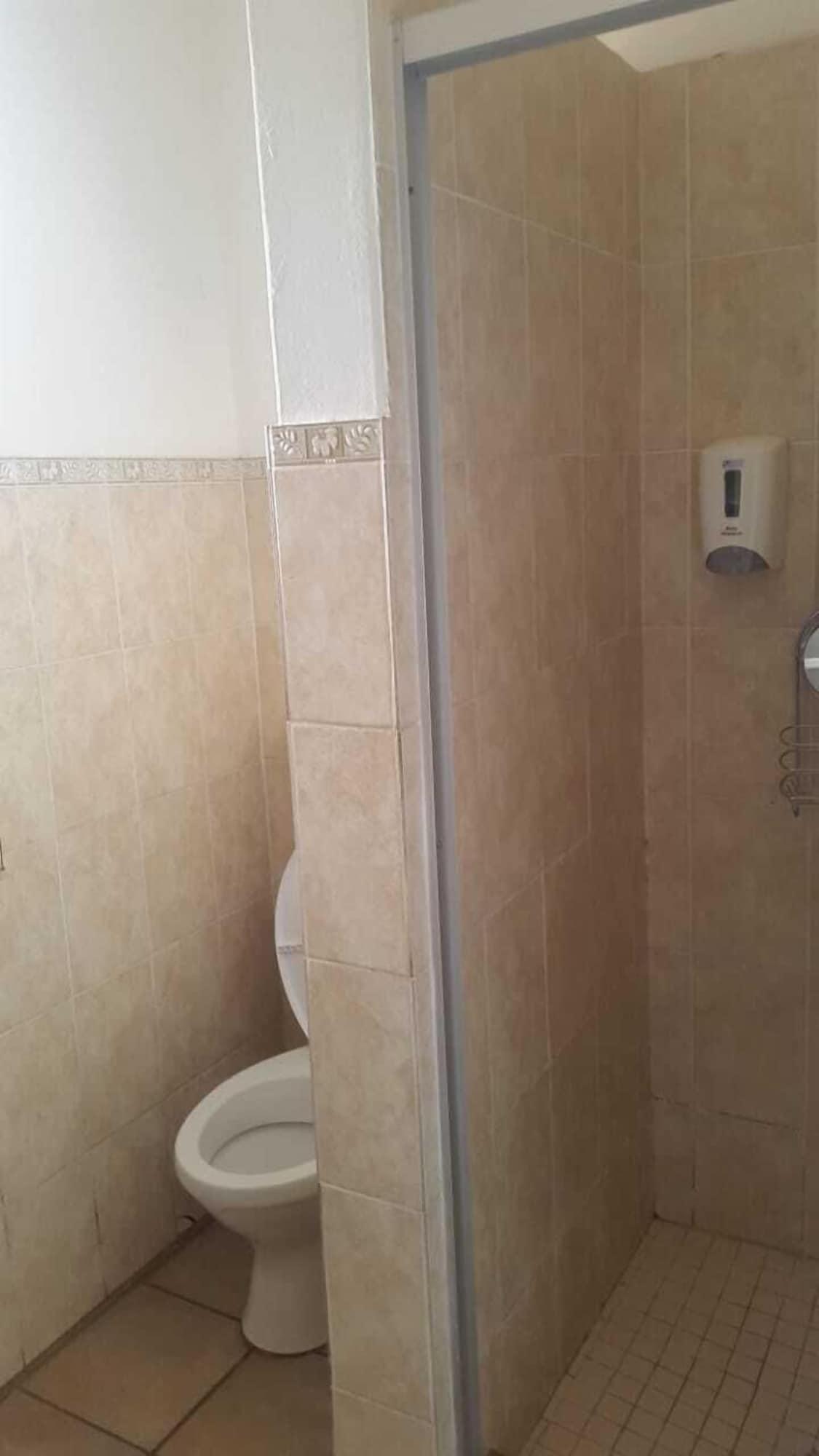 Equipamiento de Habitación D & H Guesthouse