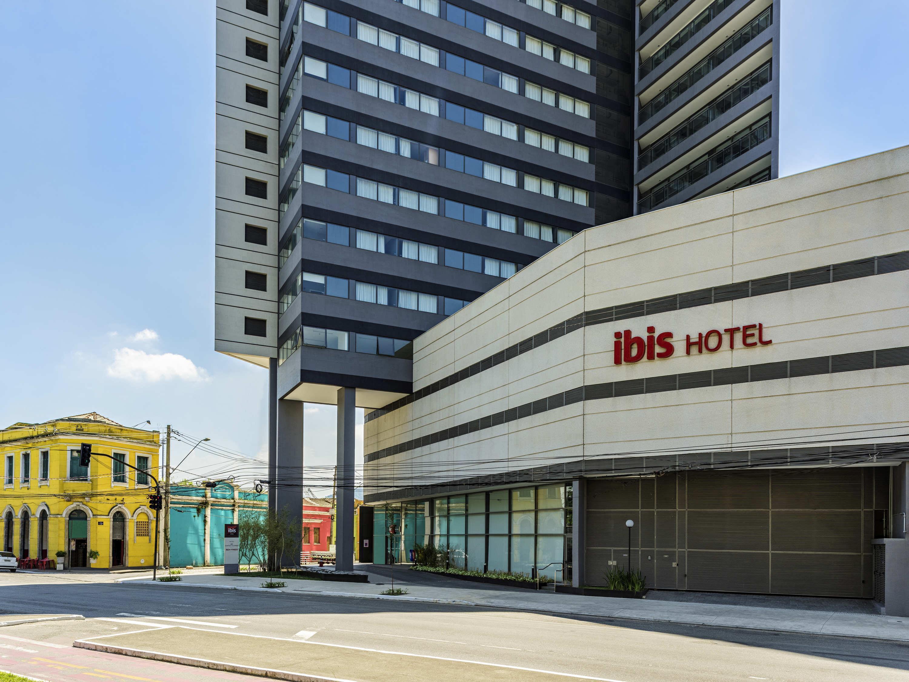 Vista Exterior ibis Santos Valongo