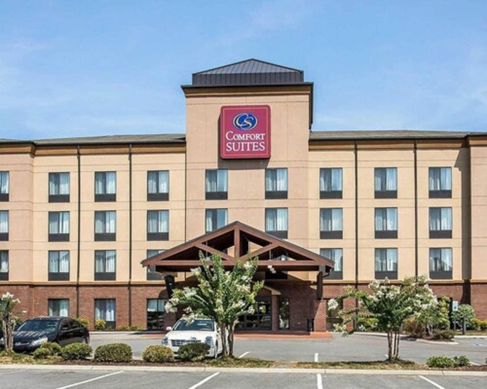 Vista Exterior Comfort Suites Manchester