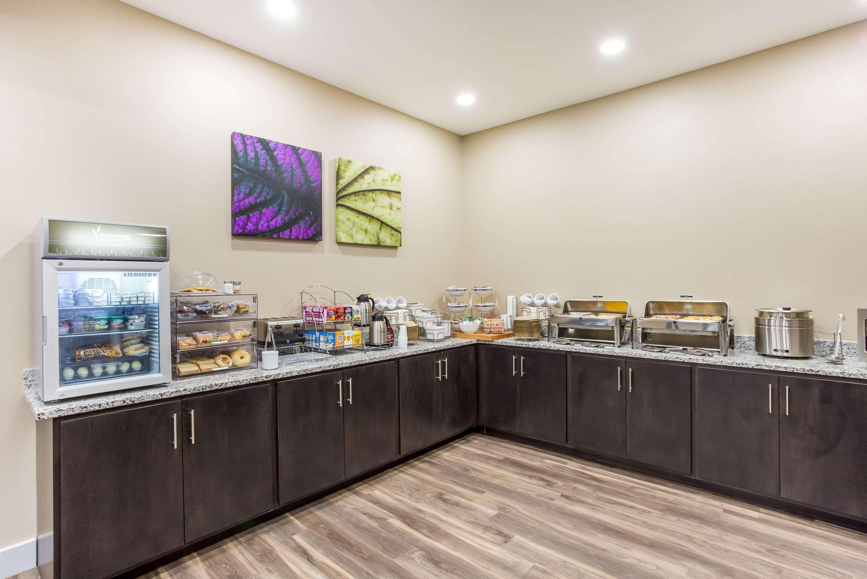 Restaurant MainStay Suites Logan Ohio-Hocking Hills