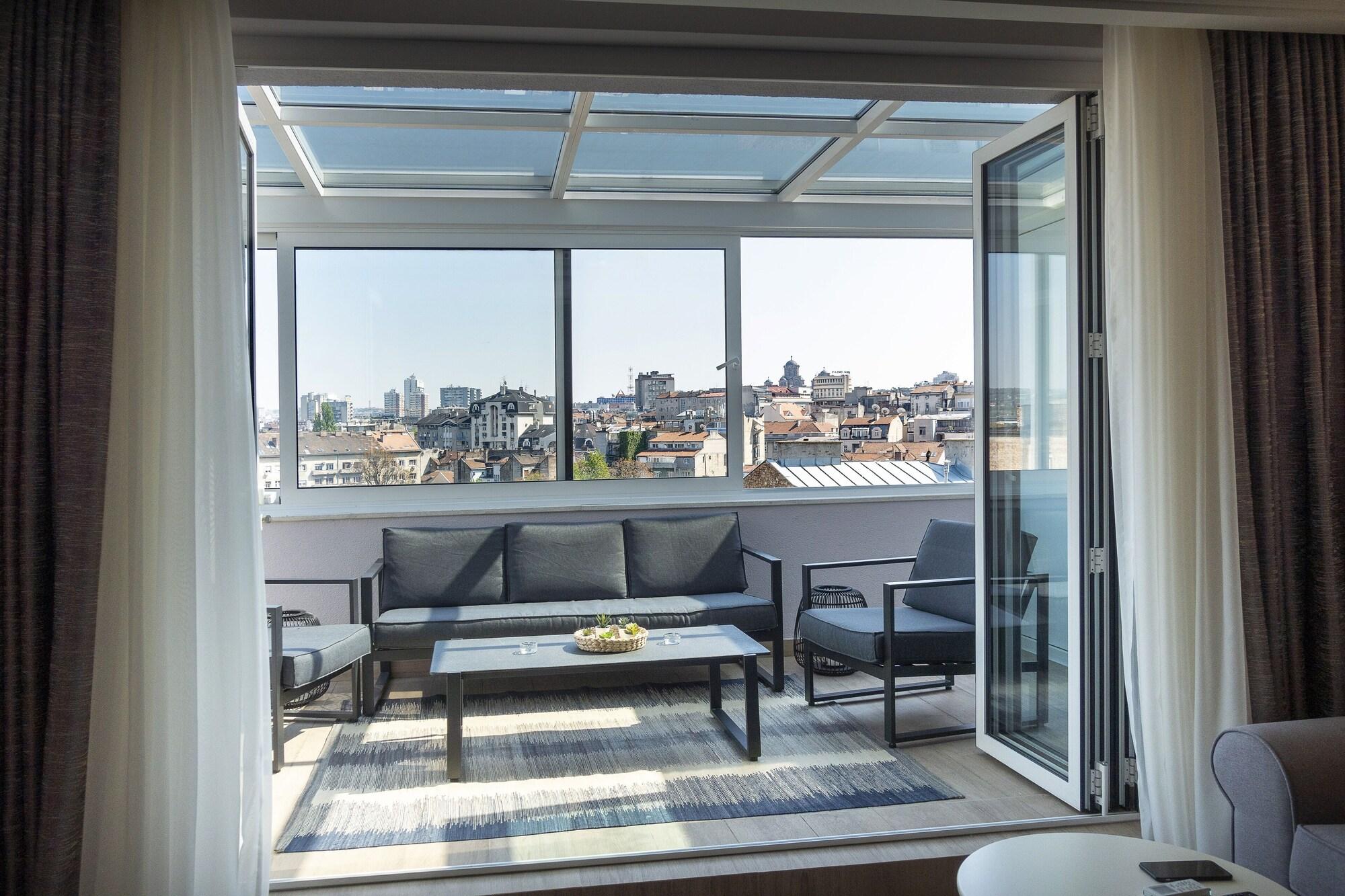 Equipamiento de Habitación Dj City Vista Luxury Apartments