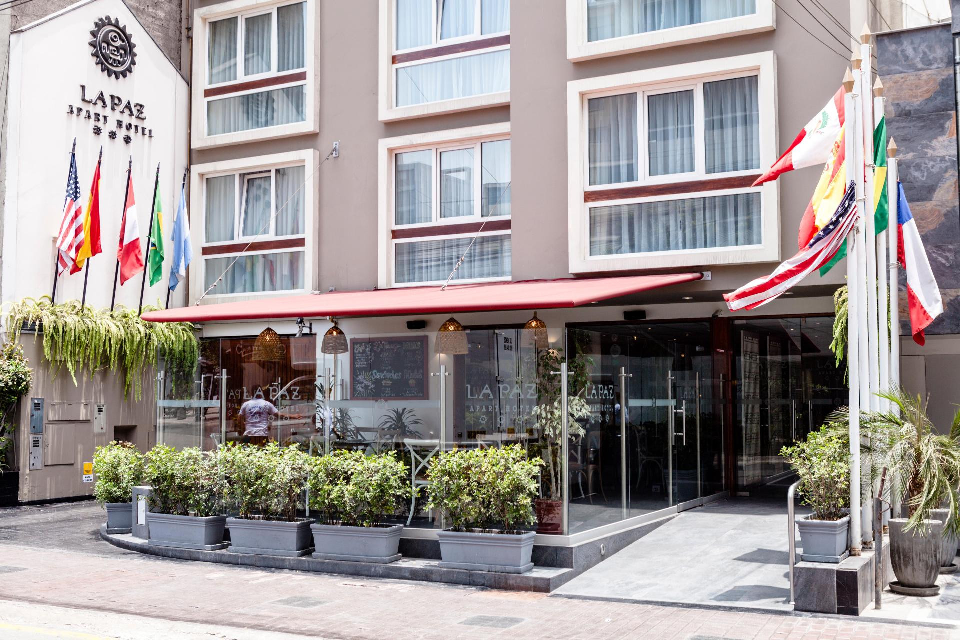 Vista Exterior La Paz Apart Hotel