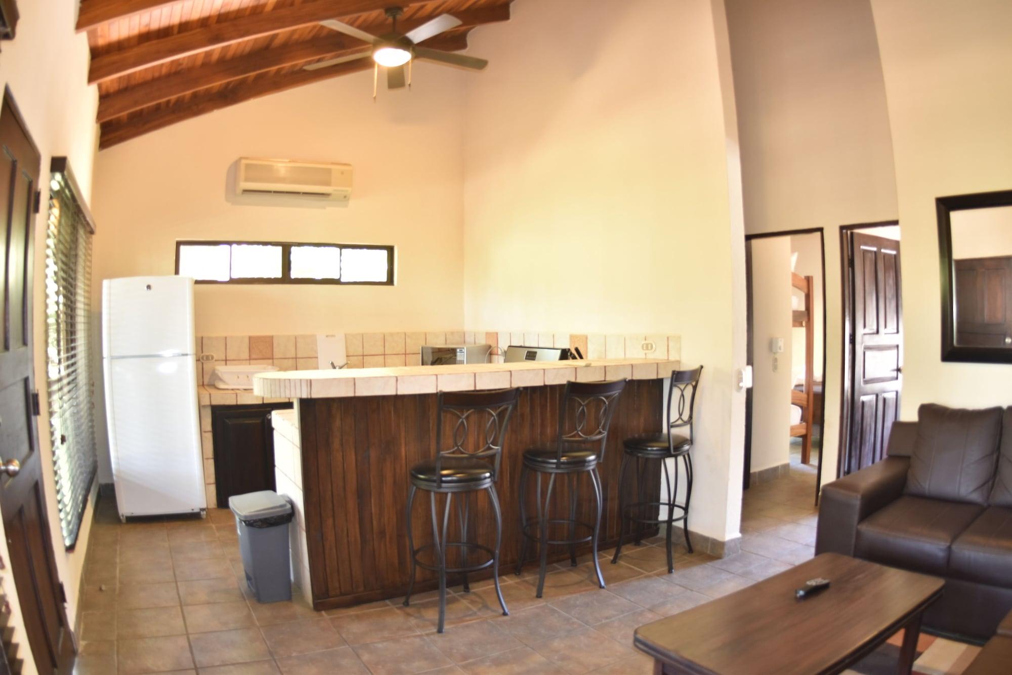 Equipamiento de Habitación Casa Aura Beachfront Premium Hostel