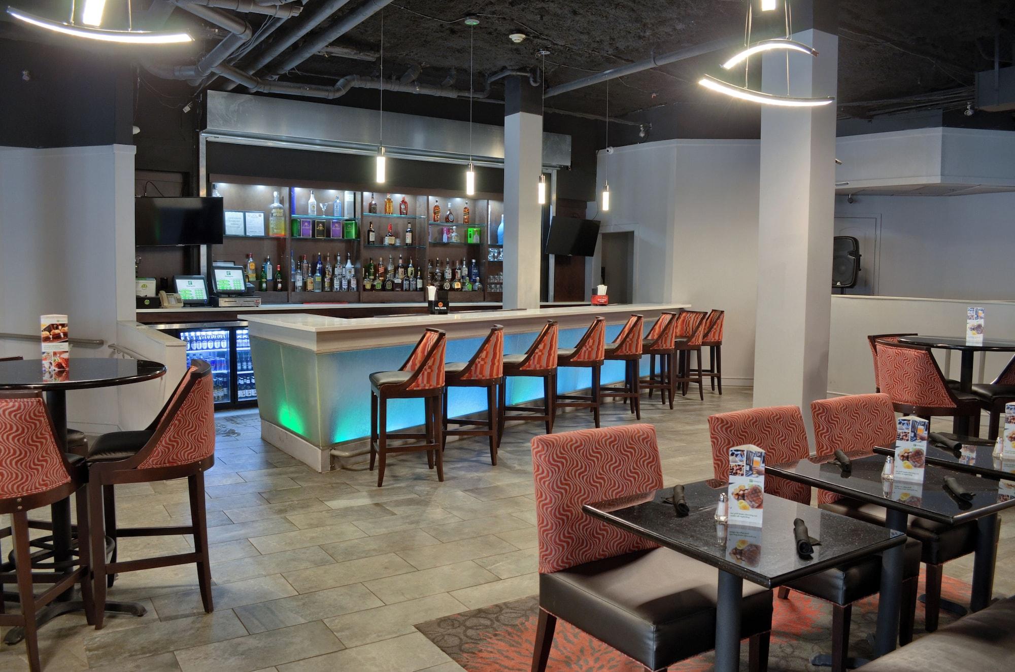 Bar/Salón Holiday Inn Mobile West I-10 by IHG