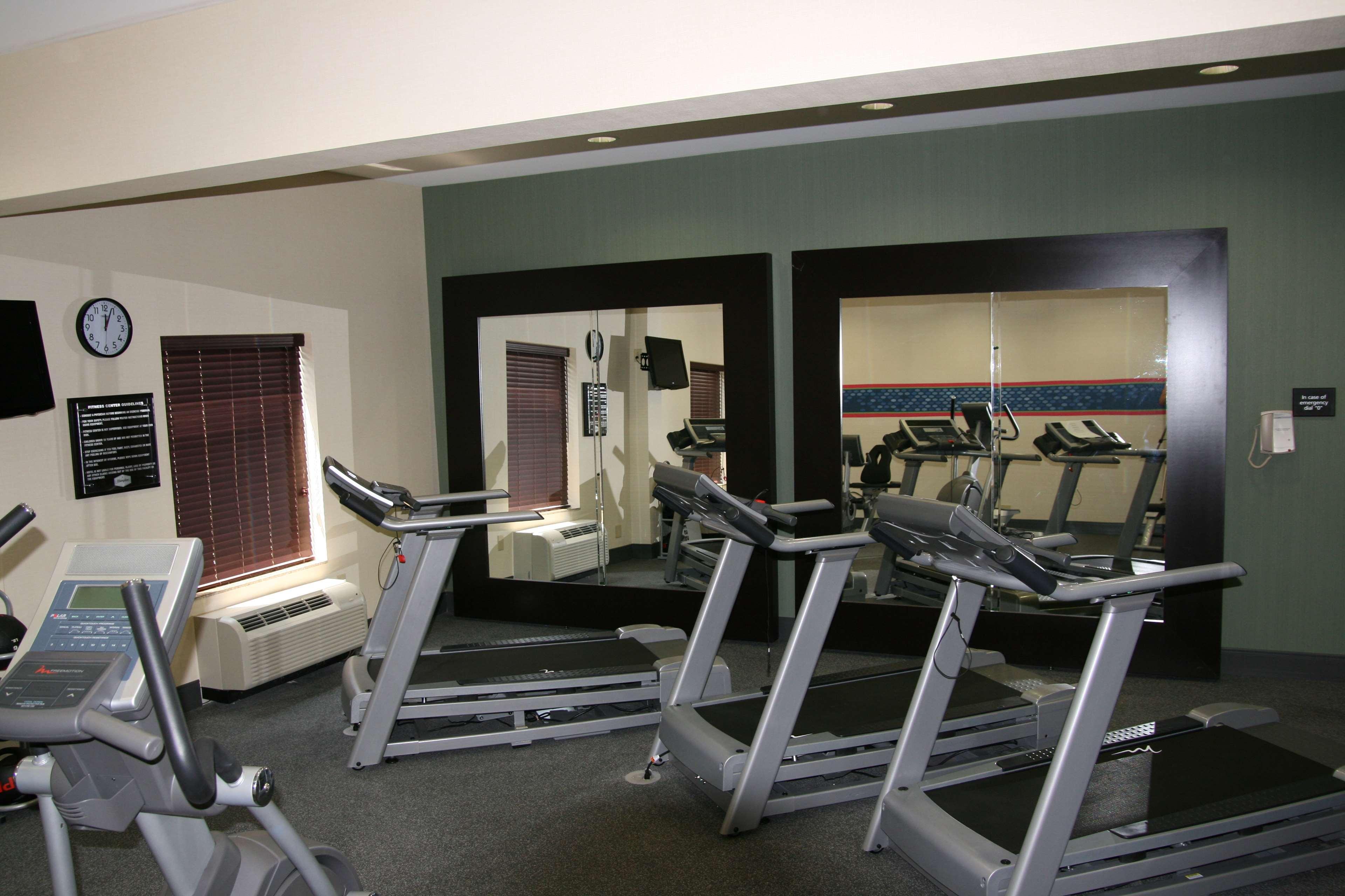 Gimnasio Hampton Inn & Suites West Point
