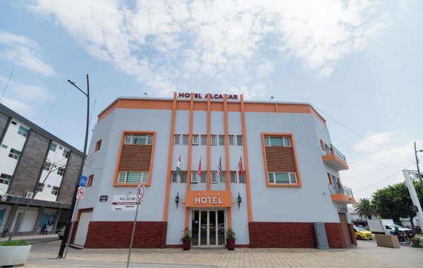 Hotel Alcazar - Hoteles cerca de La Central de Autobuses en Guadalajara