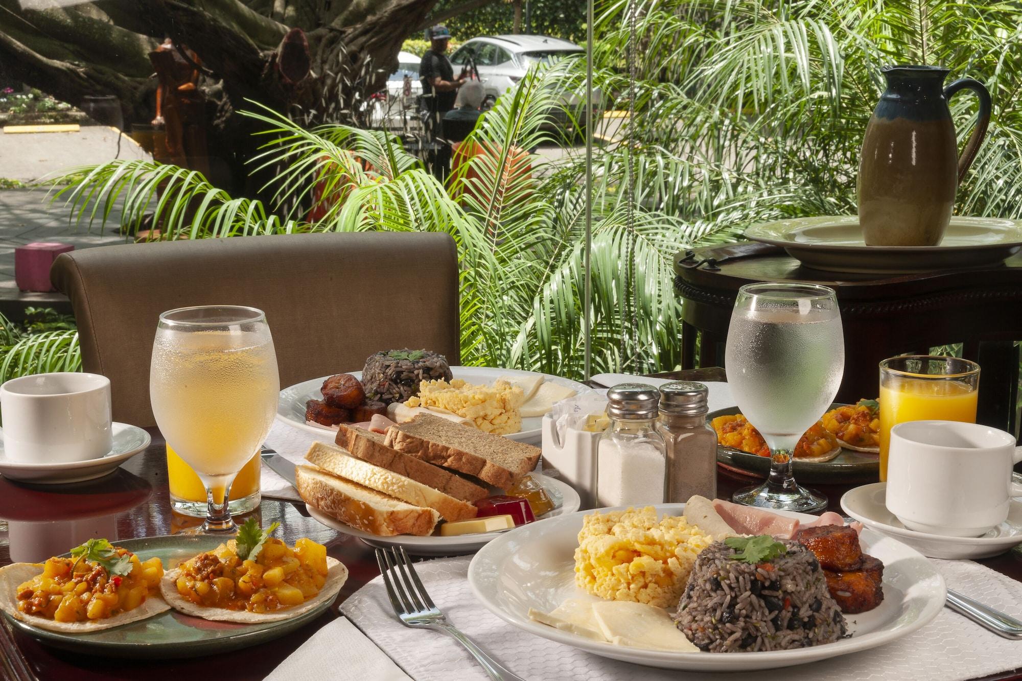 Restaurant Studio Hotel Boutique