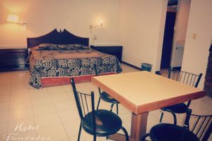 Alojamiento - Hotel Fundador