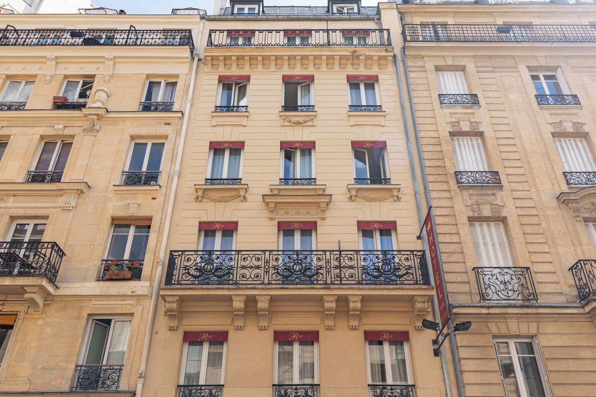 Varios Hotel Riviera