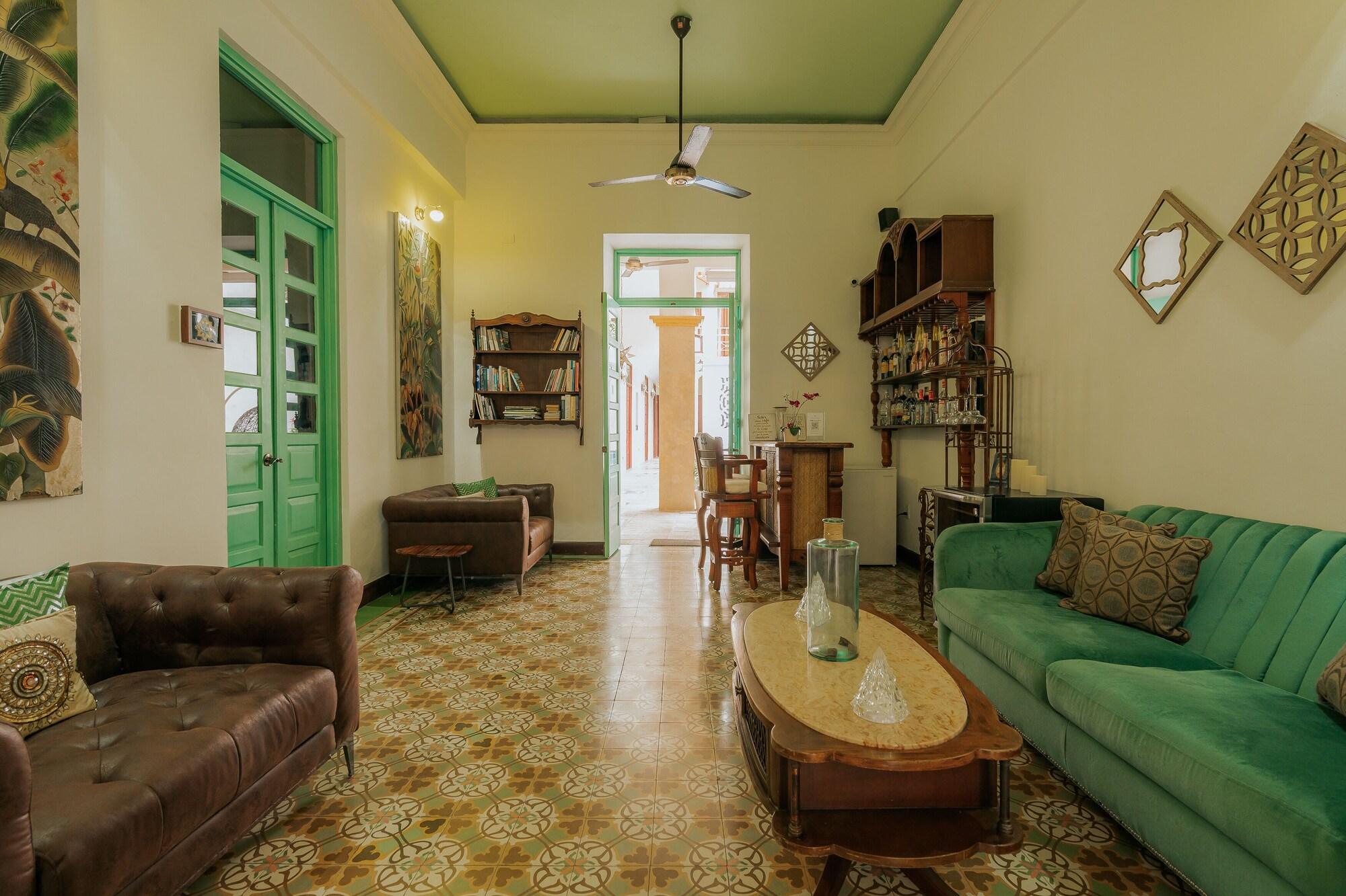 Vista Lobby Casa Sanchez Hotel