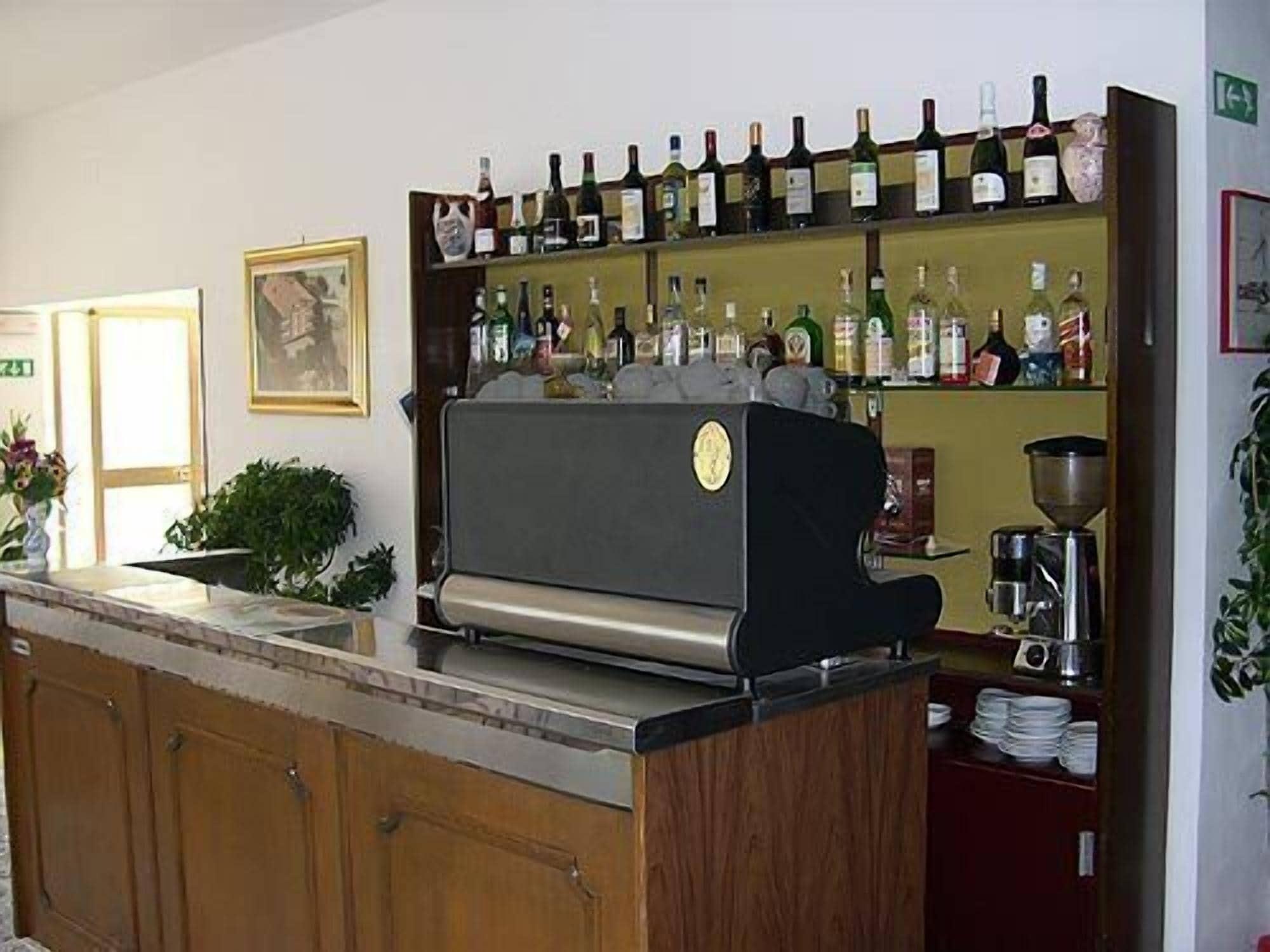 Bar/Salón Hotel Sangallo