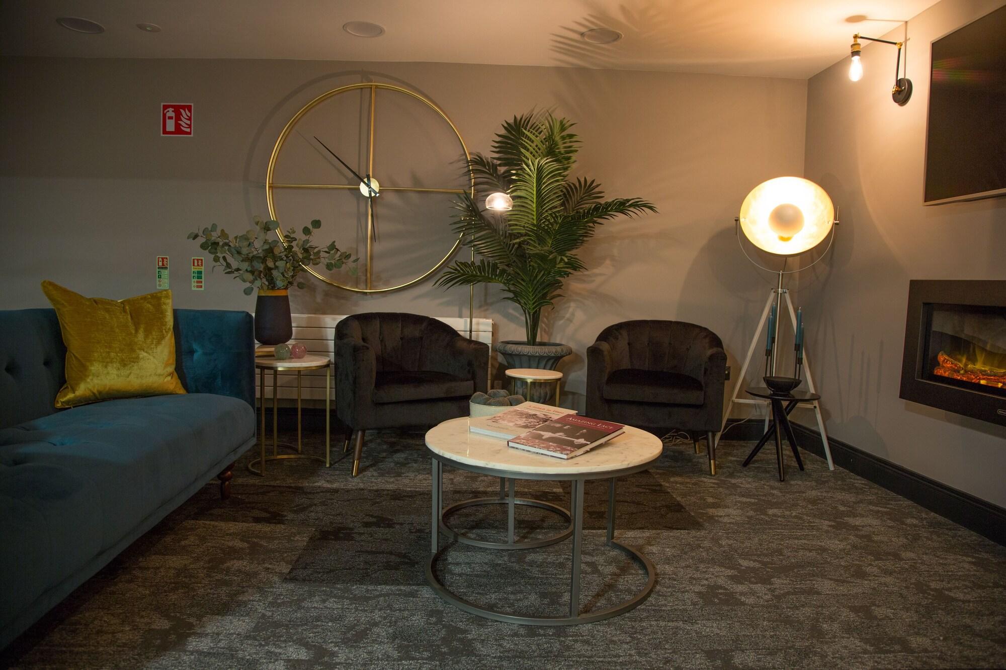 Vista Lobby The Bedford Townhouse & Café