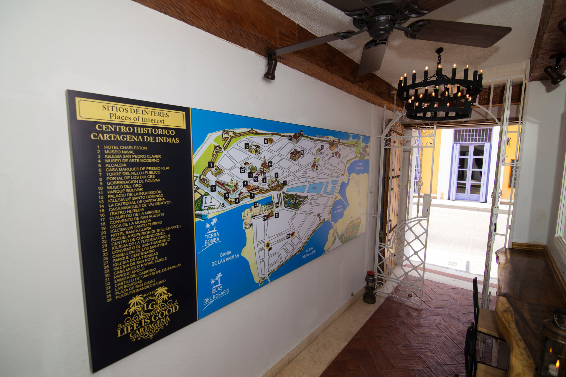 Varios Life is Good Cartagena Hostel