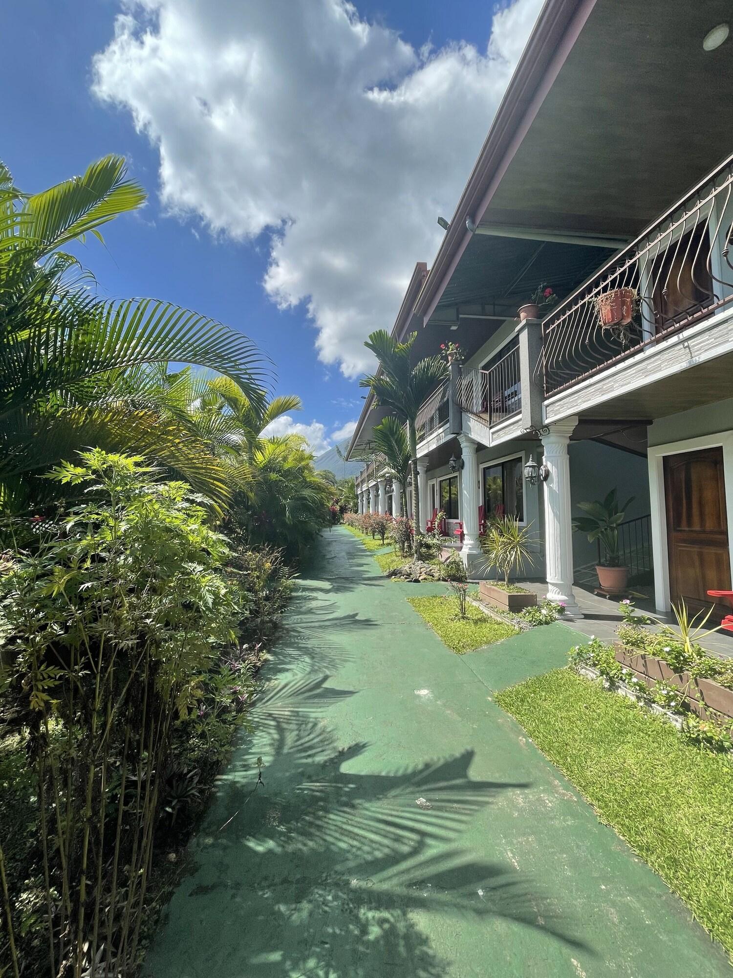 Varios Campos Arenal Hotel