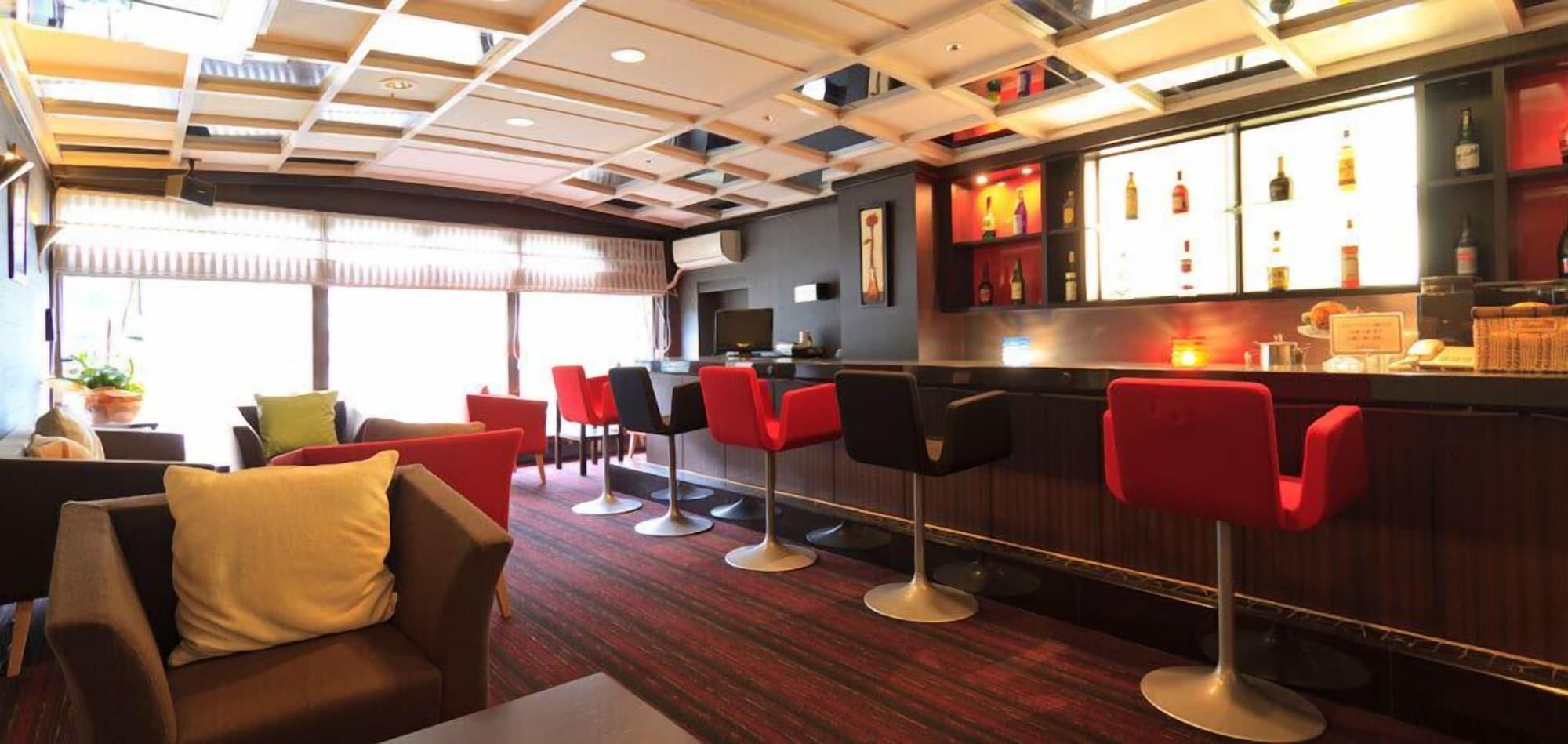 Bar/Salón LiVEMAX RESORT KAWAJI