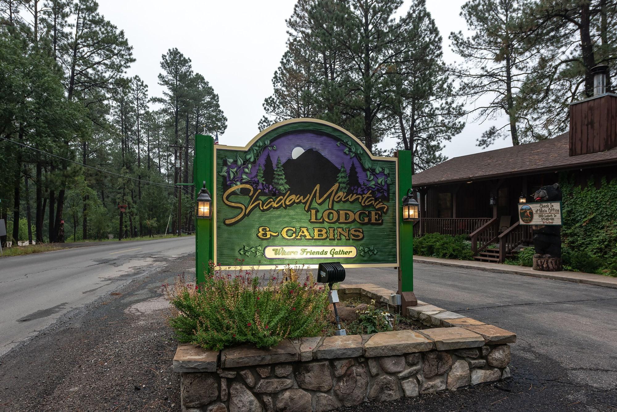 Vista Exterior Shadow Mountain Lodge and Cabins