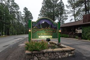 Alojamiento - Shadow Mountain Lodge and Cabins
