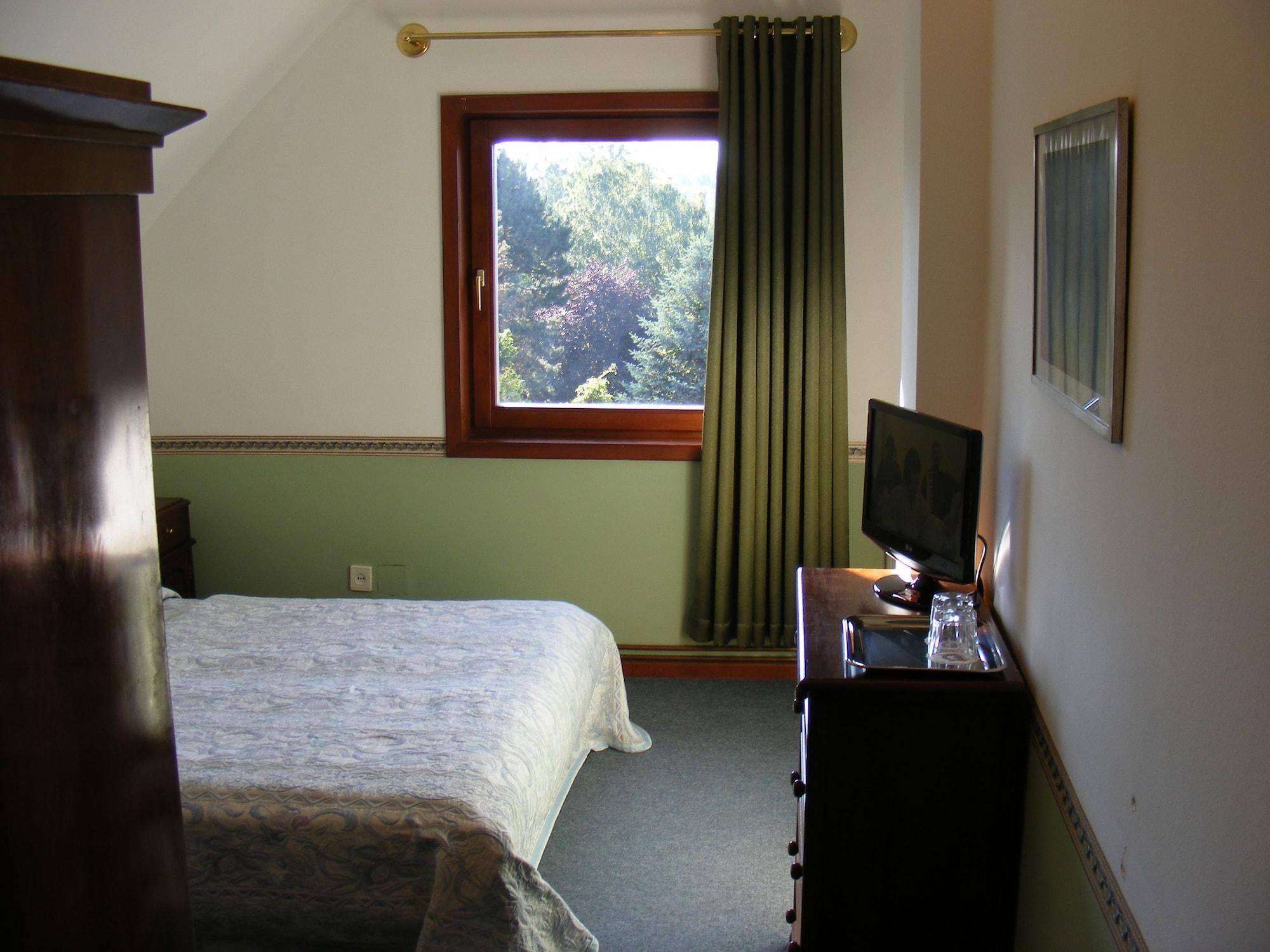 Habitación Hotel Panzió 100