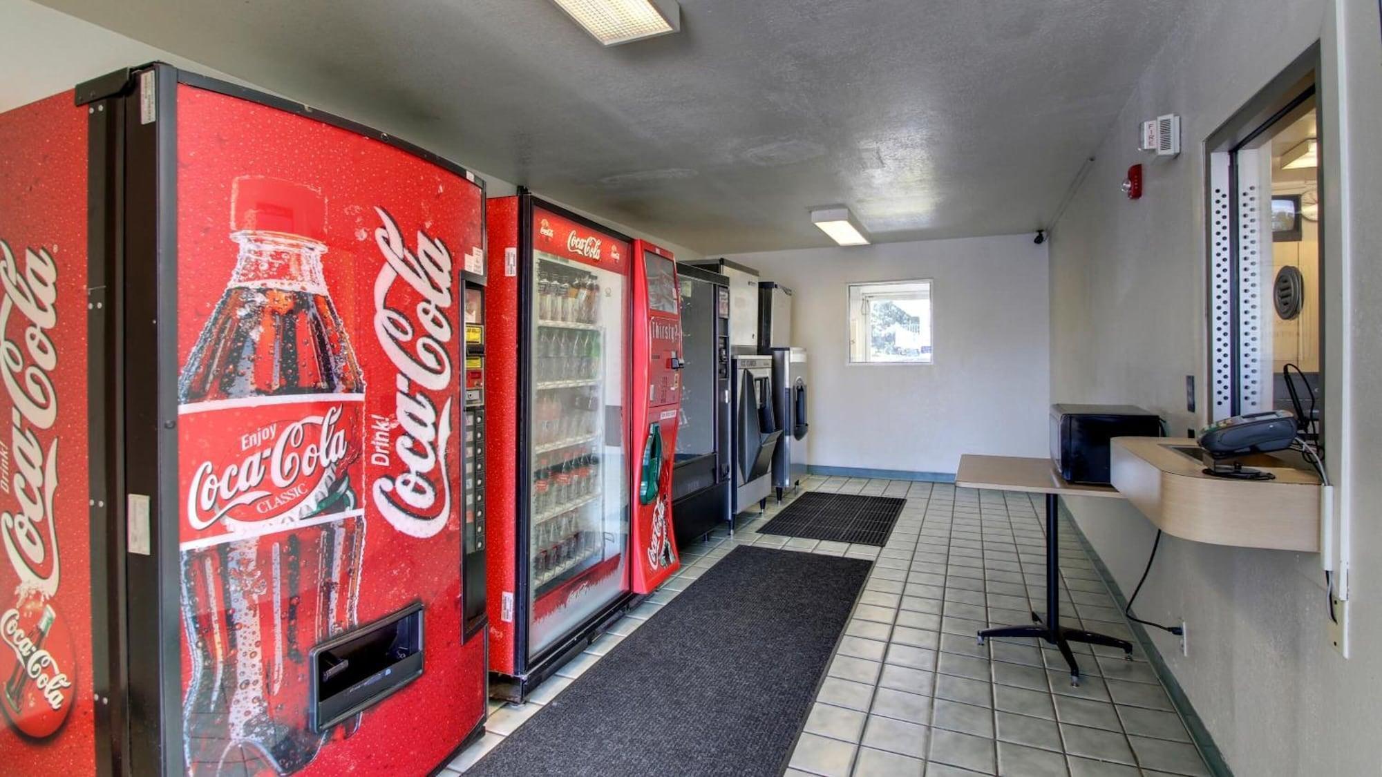 Vista Lobby Xpress Inn & Extended Stays by OYO Marshall