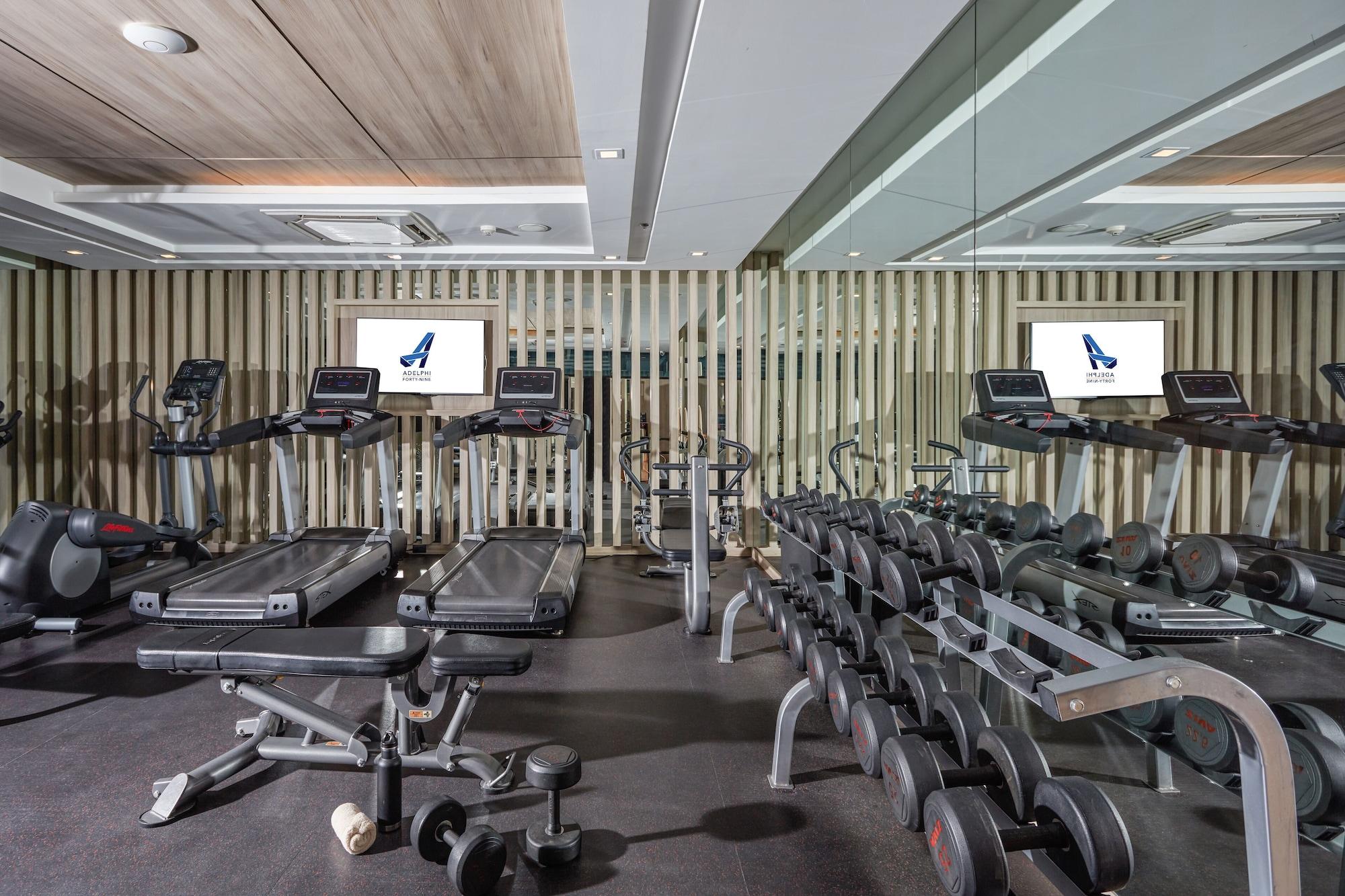 Gimnasio Adelphi Forty-Nine